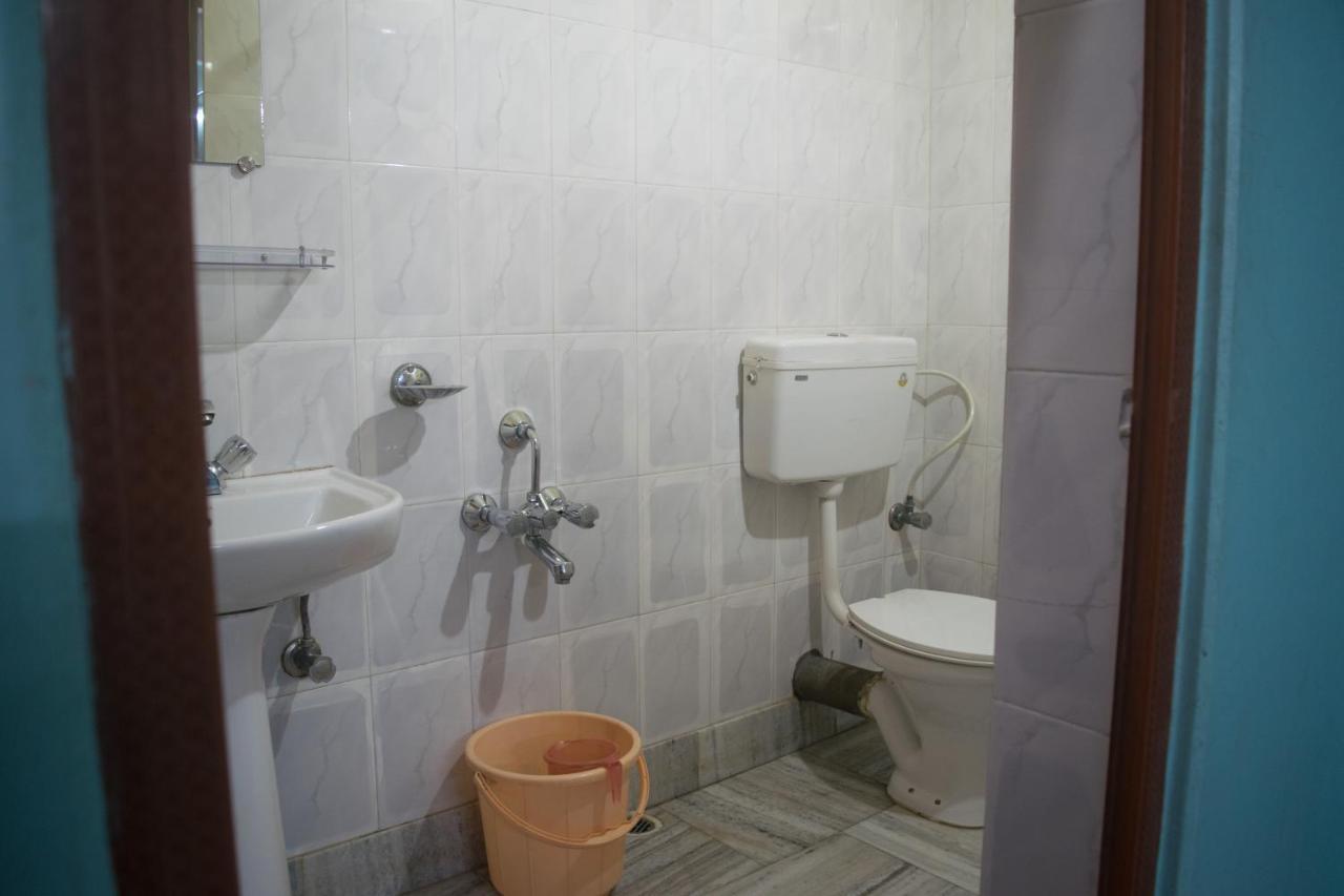 Sewak Lodge Silchar Eksteriør bilde
