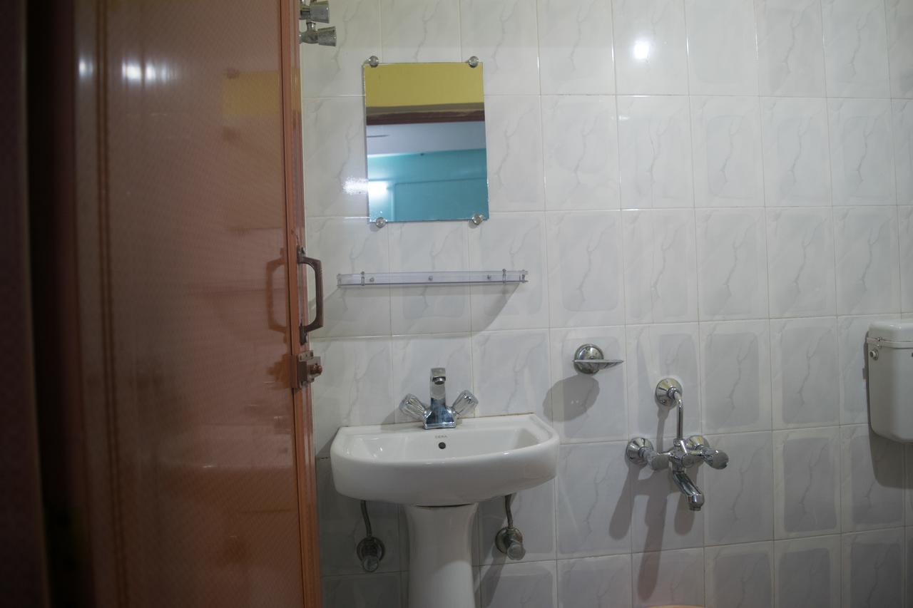 Sewak Lodge Silchar Eksteriør bilde